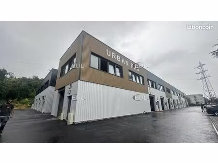 local bureaux 3 375 m²