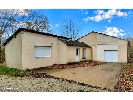 local commercial 338 m² montbizot