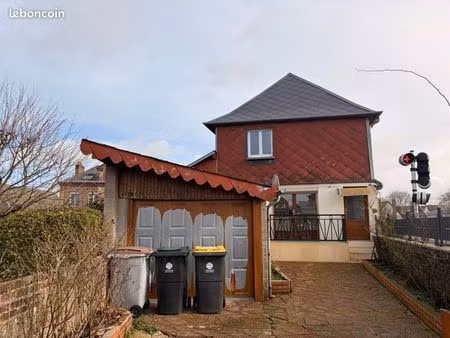 maison mitoyenne de 80m2 plein centre