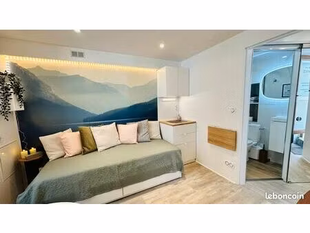 vente local commercial - studio 14 m2 aix les bains