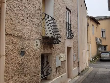 immeuble locatif  centre village de saint saturnin les avignon- vaucluse