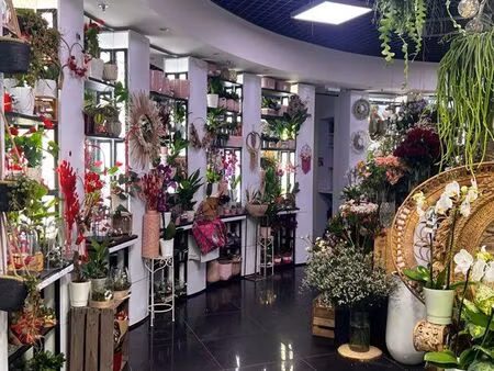 ? à vendre – fonds de commerce fleuriste – emplacement n°1 à paimpol