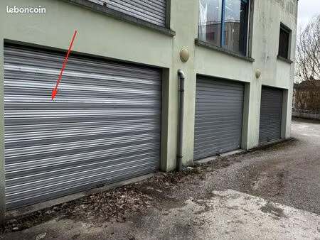 entrepôt avec garage 120m2