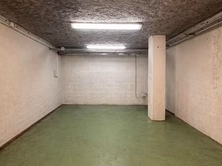 box de stockage à louer 30m2