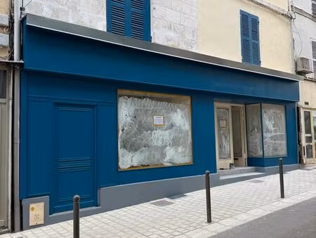 local commercial 150 m² avec logement – centre tonnerre