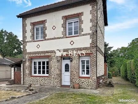 maison 3 pièces 65 m²