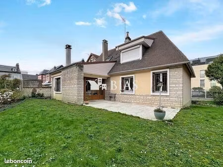 maison 5 pièces 105 m²