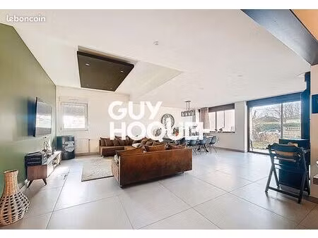 maison 4 pièces 130 m²