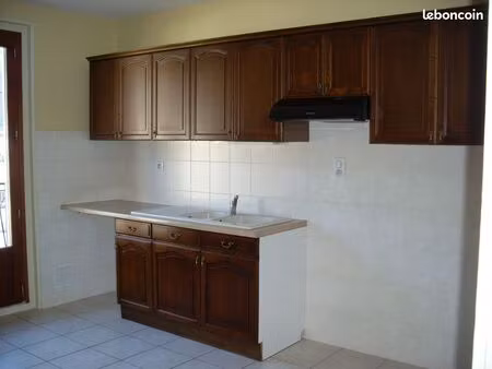 t3 ou f3 cluses 76m2