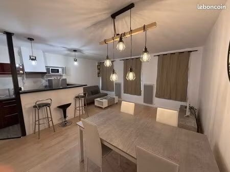 charmant t2 42m2 meublé refait à neuf