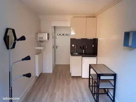 garches studio meublé 13m2