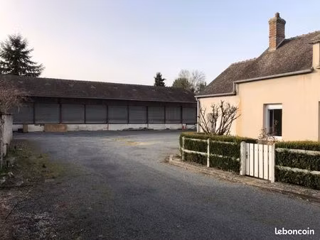 bâtiment professionnel secteur nangis provins