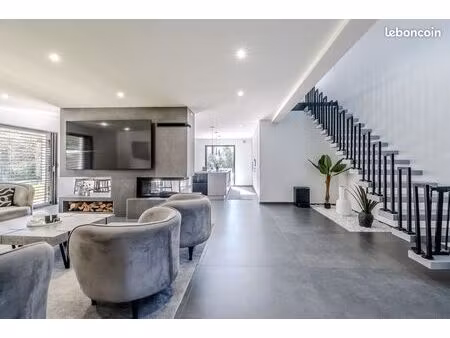 maison d'architecte - 196 m² de 2022