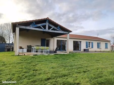 pavillon 5 pièces 143 m²