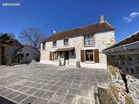 maison 5 pièces 143 m²