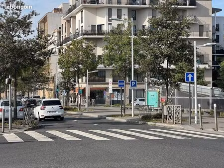 2 pièces proche gare rer