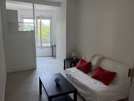 studio meublé à louer à vanves parfait pour un(e) étudiant(e) ou jeune actif