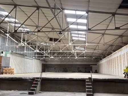 entrepôt local d'activité