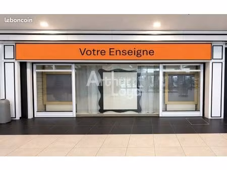 local commercial 100 m² thouars