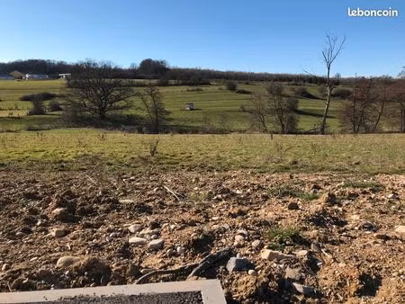 grand terrain à bâtir viabilisé  avec ou sans terres agricoles