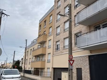 parking/box fermé à louer – résidence privée sécurisée - athis-mons