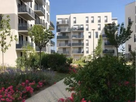 parking extérieur sécurisé