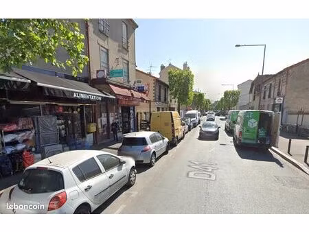 murs commerciaux 29 m² montreuil