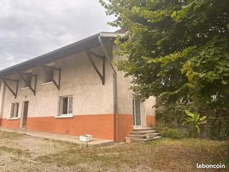 meximieux prox maison ancienne à rénover  jardin