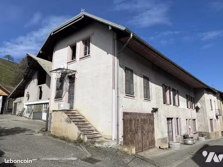 maison 599 m² coise st jean pied gauthier