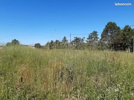 terrain 876 m² castres