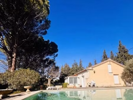 villa 5 pièces 120 m²