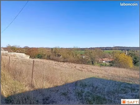 terrain 2245 m² saisseval