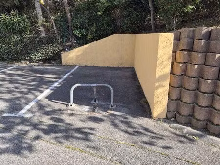 places de parking frejus saint frejus