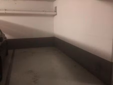 location place de parking