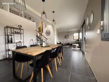 maison 4 pièces 123 m²