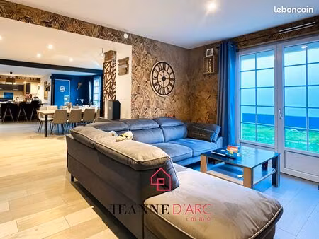 maison 4 pièces 135 m²