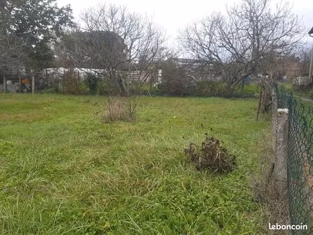 terrain constructible à técou