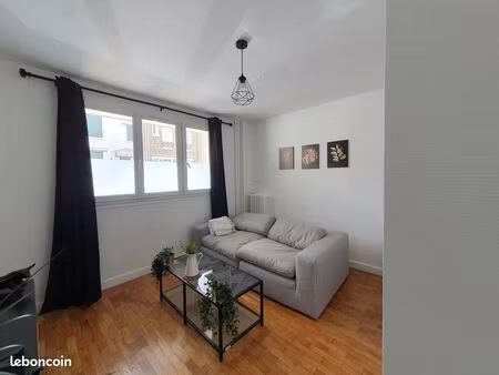 2 pièces meublé – calme & proche transports – nogent/marne