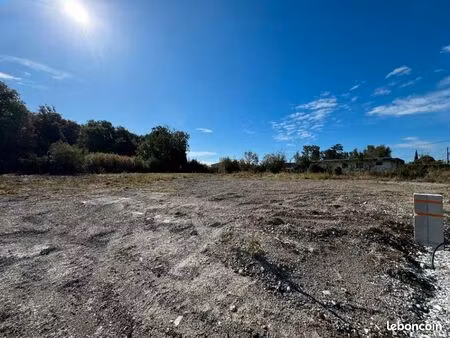 terrain 644 m² ricaud