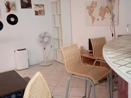 appartement 3 pièces meublé – 56 m² – centre historique d’auxerre
