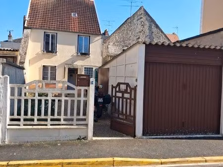 maison de 90 m²habitable avec garage