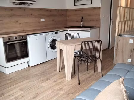 gruissan : appartement 25m2 refait à neuf et place de parking