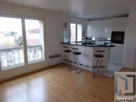 studio 2 pièces 48 m²