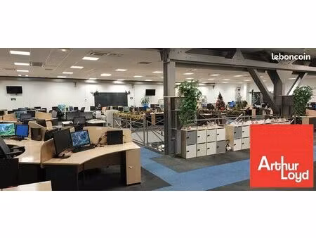 bureaux 2129 m² jaunay clan