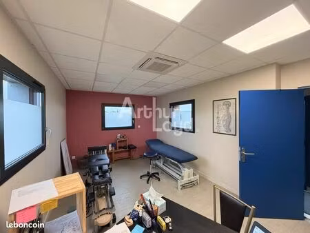 bureaux 81 m² vouillé