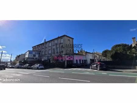 local 30 m² avignon