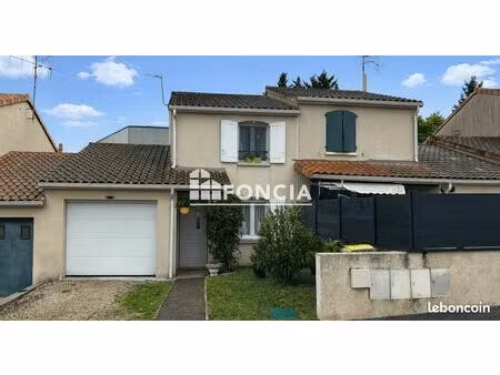 maison 2-3 chambres chasseneuil