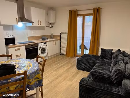 studio à louer à l’année 27m2 à port la nouvelle 460 cc