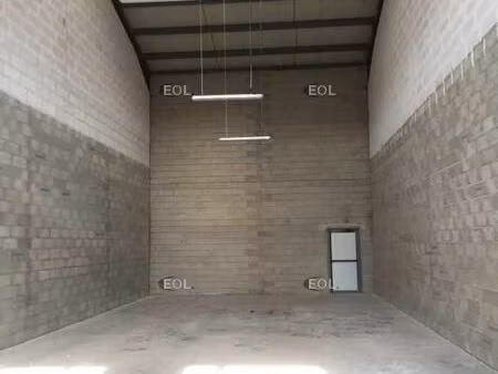 local bureaux 264 m²