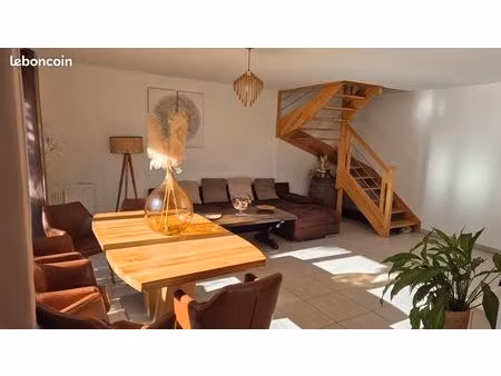 maison 92 m² avec jardin et 2 places stationnement